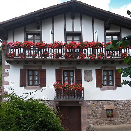 Casa Rural Bordaberea Maya del Baztan Exterior photo